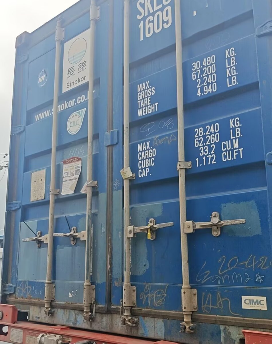 瑞振動物疫苗白油卸貨.jpg 瑞振動物疫苗白油卸貨.jpg