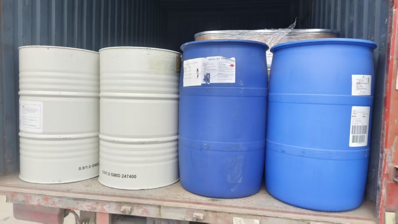 陶氏丙二醇和遠(yuǎn)東聯(lián)聚乙二醇400發(fā)貨.jpg 陶氏丙二醇和遠(yuǎn)東聯(lián)聚乙二醇400發(fā)貨.jpg